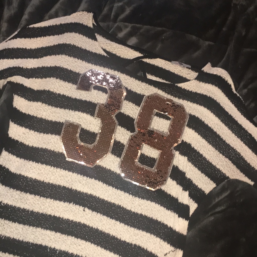 Sweater bling